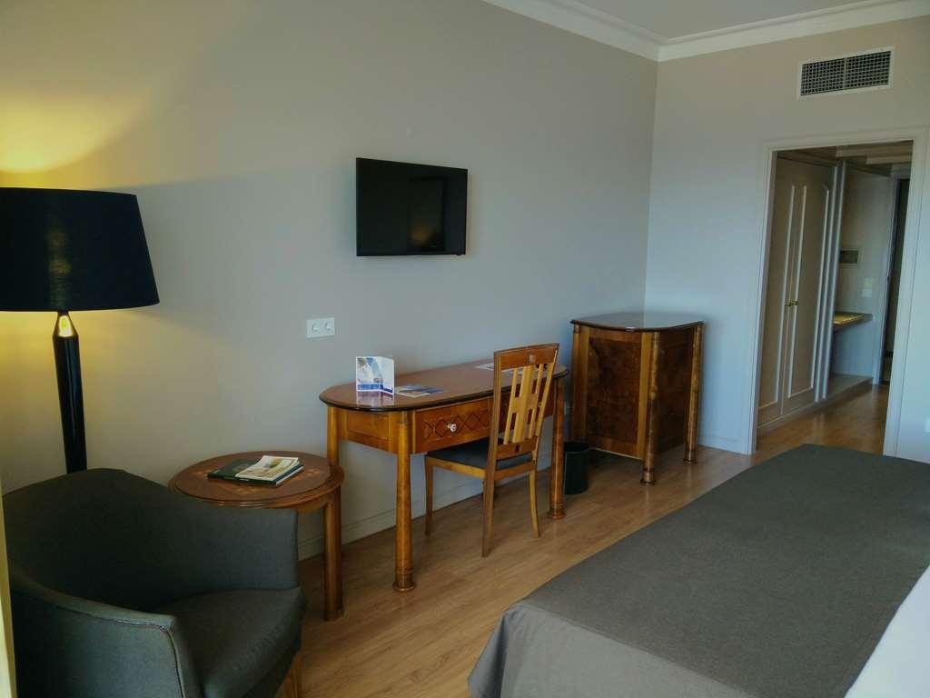 Golden Tulip Porto Gaia Hotel Vila Nova de Gaia Bilik gambar