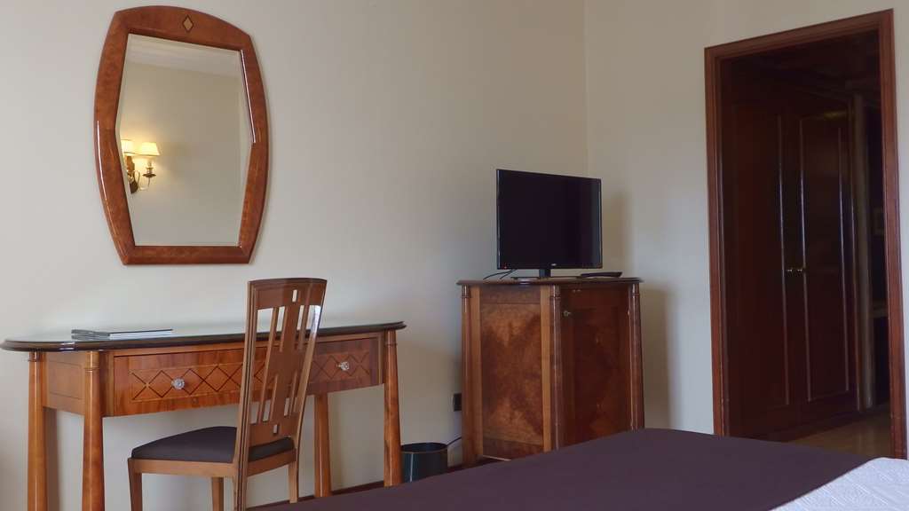 Golden Tulip Porto Gaia Hotel Vila Nova de Gaia Luaran gambar